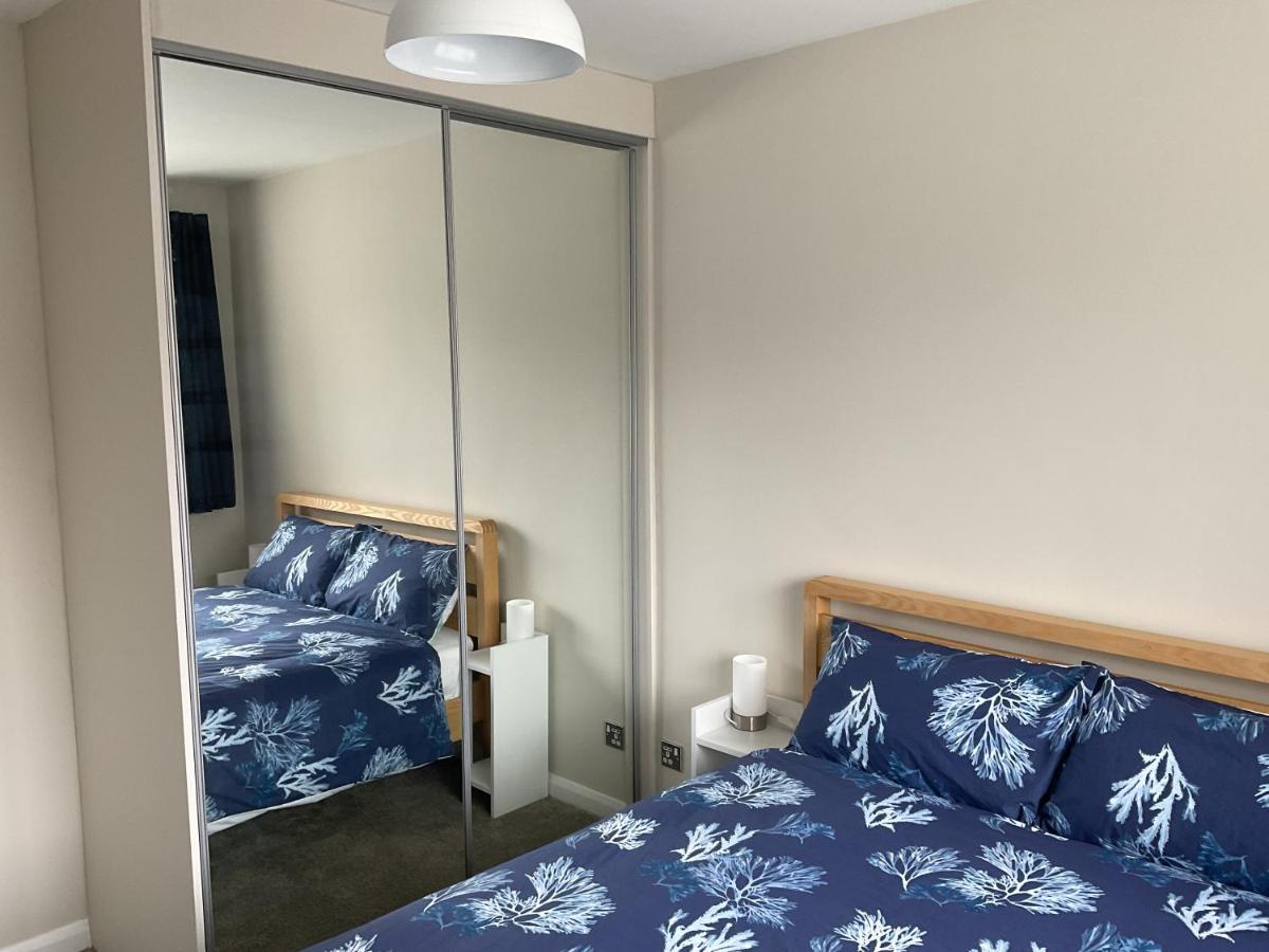 Large 2-Bedroom Maisonette With Free Parking Туикнем Экстерьер фото